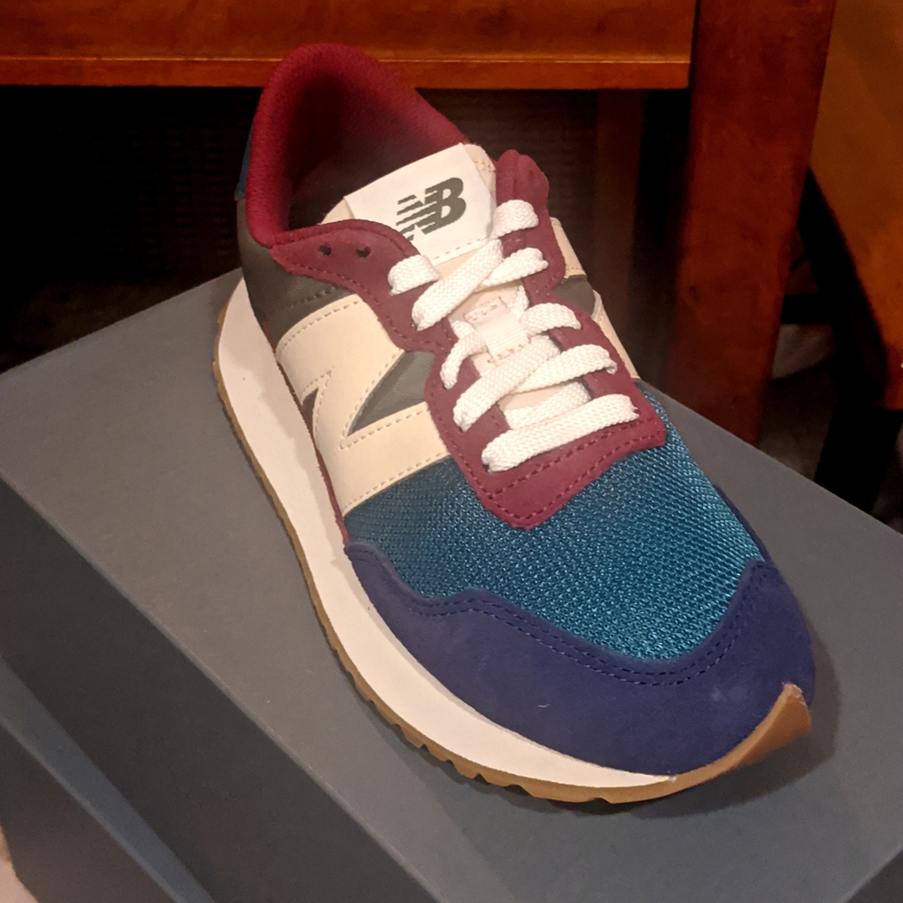 NB WS237MA1